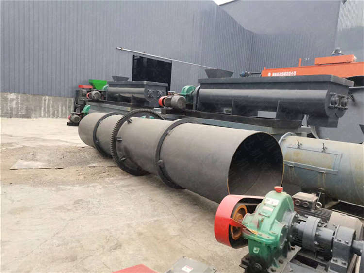 豬糞牛糞有機(jī)肥顆粒包膜機(jī) 涂膜機(jī)防結(jié)塊設(shè)備 生物加工肥料回轉(zhuǎn)式包膜機(jī)