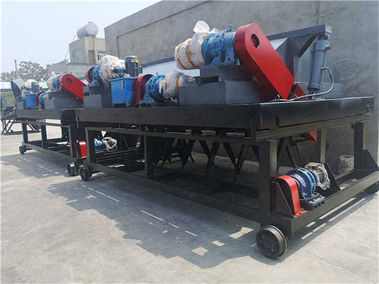 發(fā)酵床禽畜糞便翻堆機(jī) 液壓槽式翻拋機(jī) 污泥 秸稈發(fā)酵翻堆生產(chǎn)肥料設(shè)備