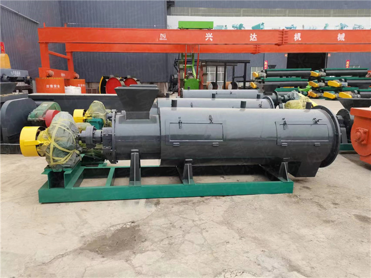 雞糞鴨糞有機(jī)肥攪齒造粒機(jī) 豬糞顆粒肥料加工設(shè)備 稻殼濕法制粒機(jī)